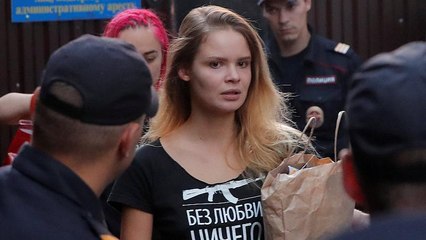 Russland: Pussy-Riot-Flitzer nach Arrest-Entlassung wieder verhaftet