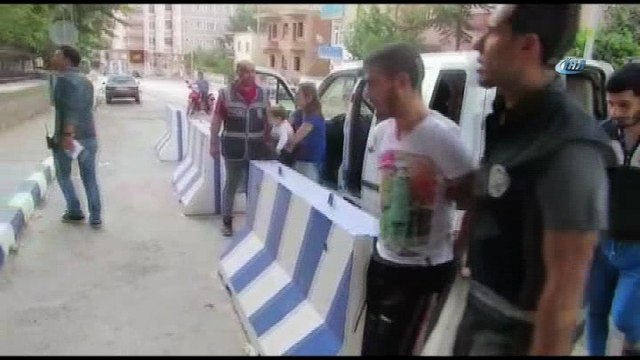 Kayseri’deki fuhuş-şantaj çetesi çökertildi