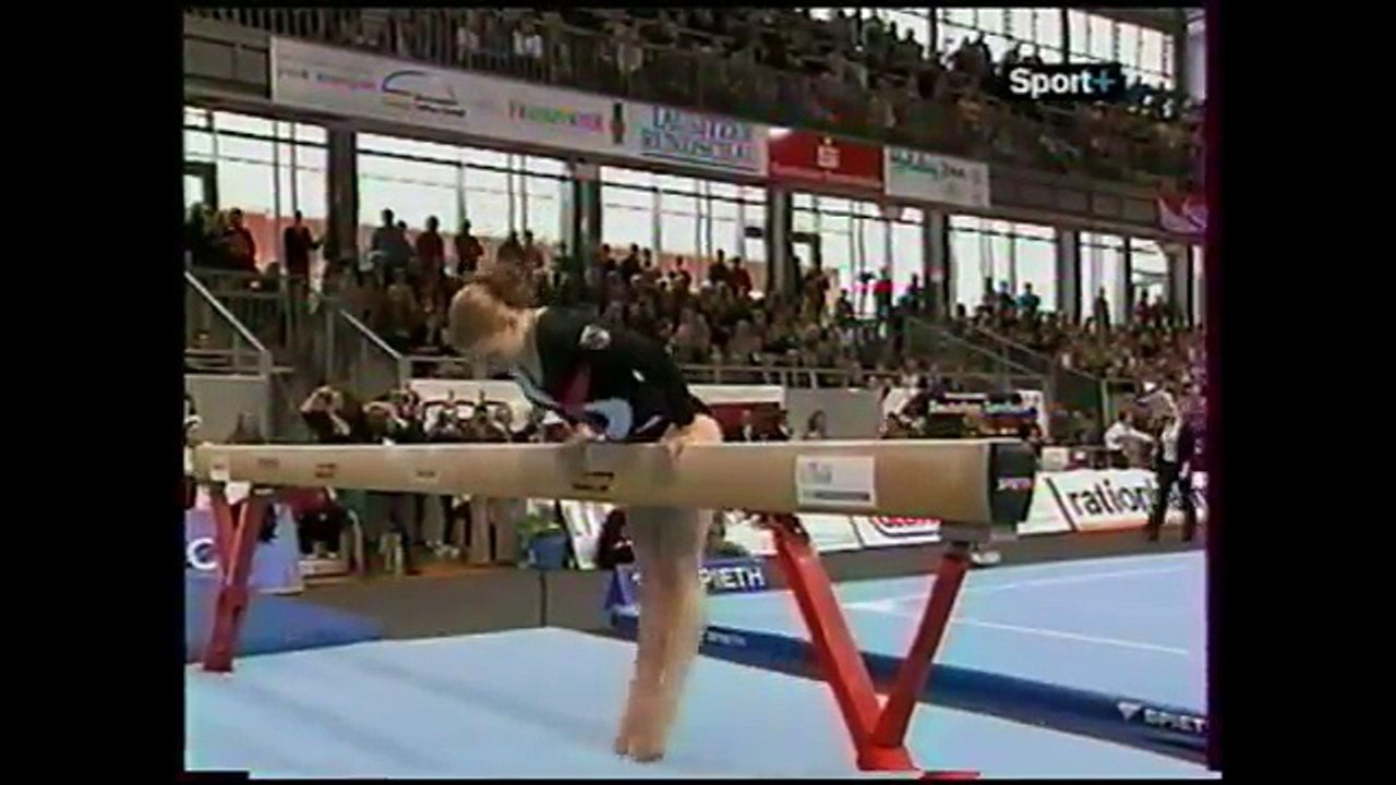 Lisa BRUEGGEMANN (GER) beam - 2004 Cottbus EF