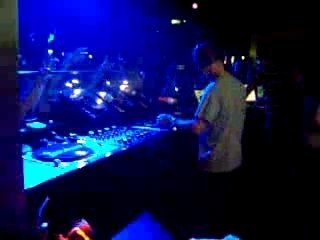 Above & Beyond Queen Paris 14-12-2007