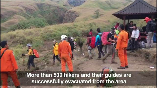 More than 500 hikers evacuated from Indonesian volcano
