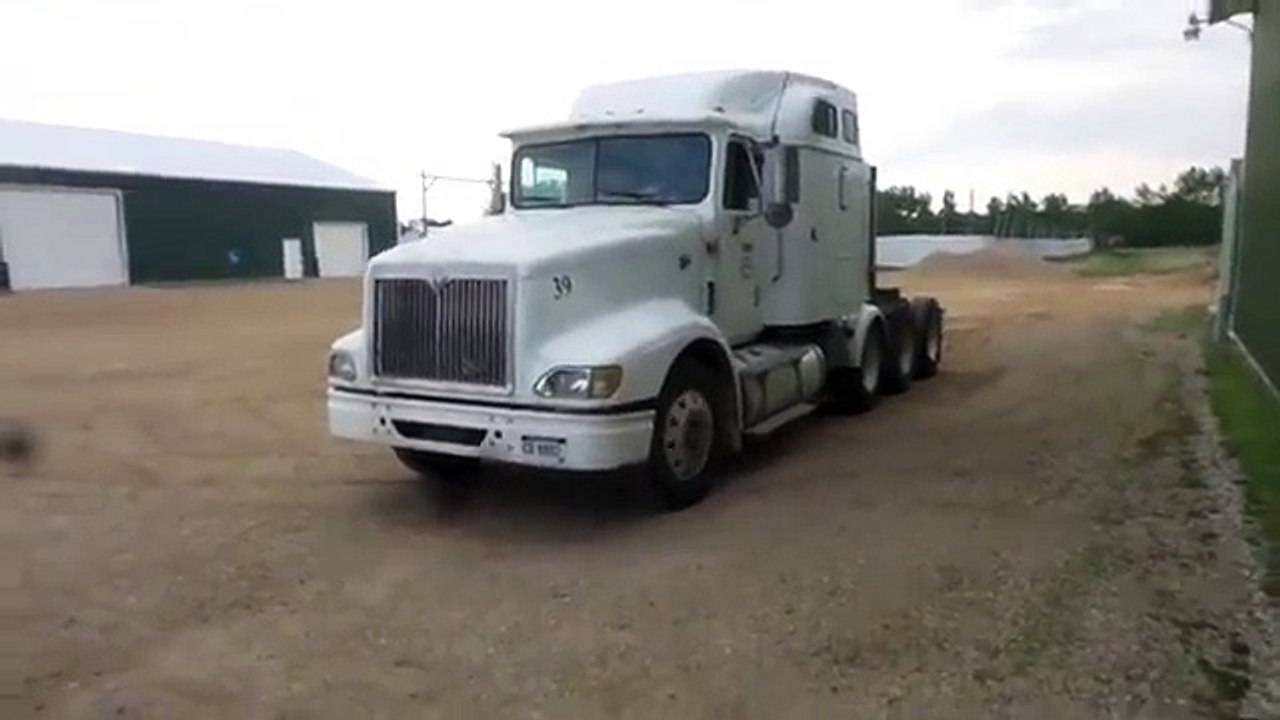 1998 International 9400 semi truck for sale at auction | bidding closes July 10, 2018