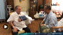 Sultan Johor lawat Muhyiddin di Singapura