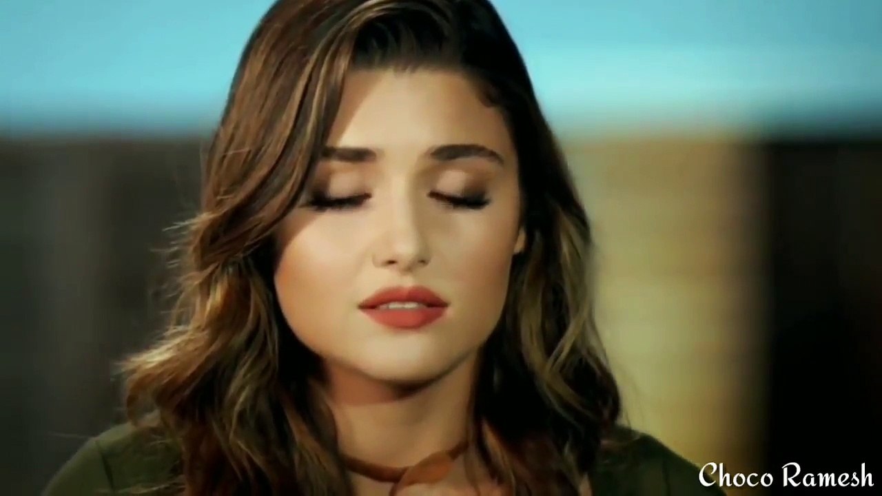 Bahut pyar karte hai tumko sanam | whatsapp Status | hayat and murat| female verson |