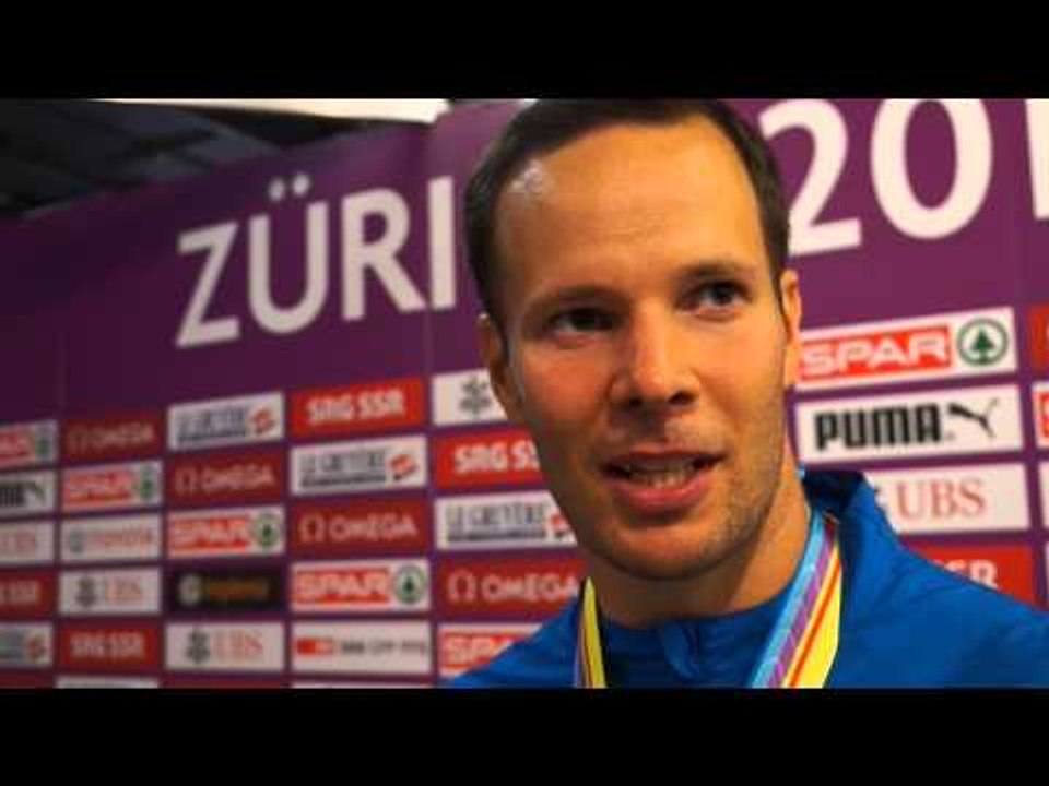 Tero Pitkamaki (FIN), Silver medal winner Javelin Throw