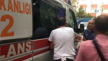 Alkollü Şahıs, Kendisini İçeri Almayan Lokanta Sahibini Bıçakladı