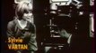 Johnny Hallyday et Sylvie Vartan dans les Années 60 : Un Voyage Nostalgique dans l'Époque Dorée de la Musique et de l'Amour!