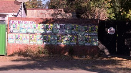 Eleição no Zimbábue: rivais dizem estar na frente