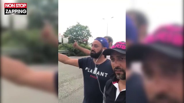 Cyril Hanouna fait du stop avec Ramzy Bédia et Jean-Rachid en vacances (vidéo)