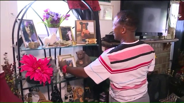 Mother of 4 Stabbed to Death Outside Missouri Home