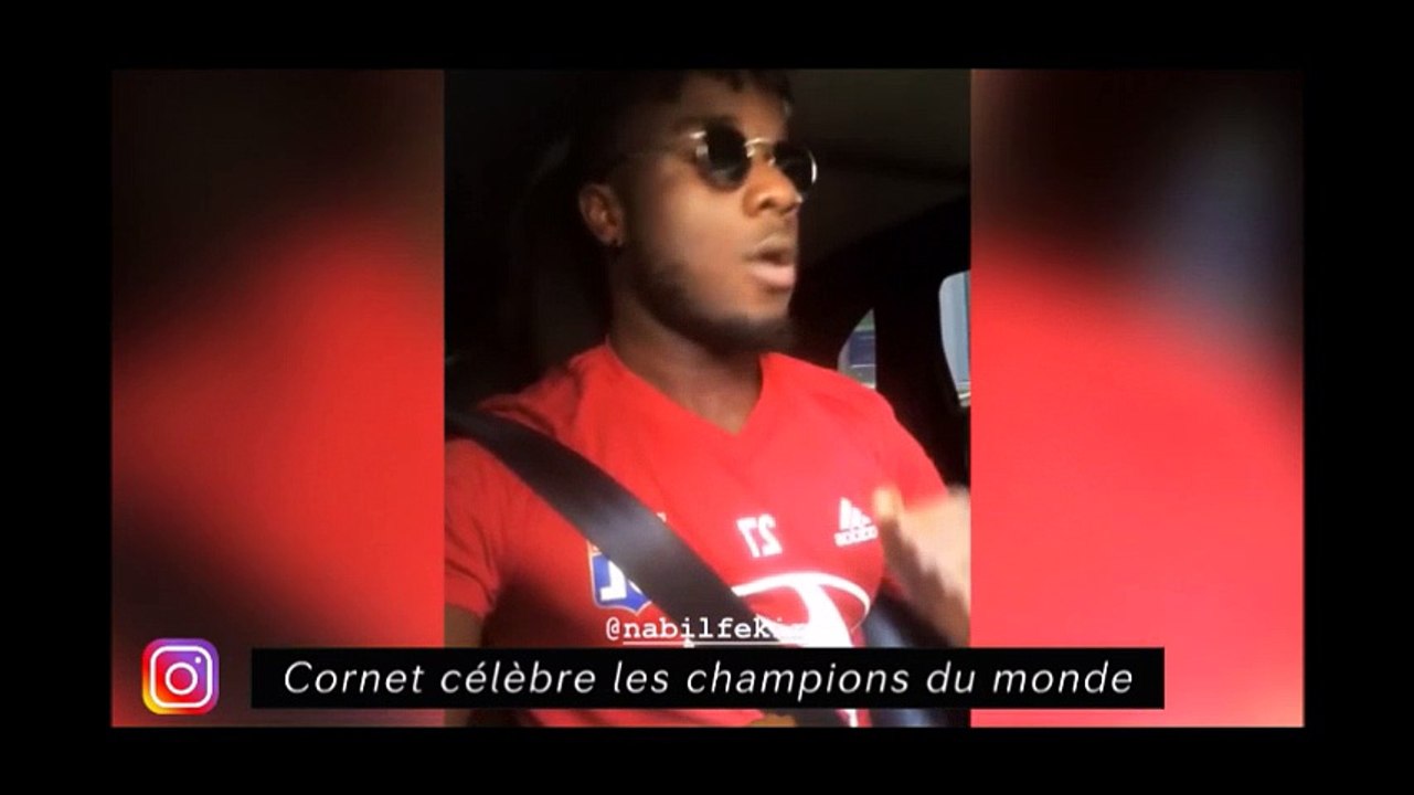 Aurier se fout de la gueule de Lucas, la danse...