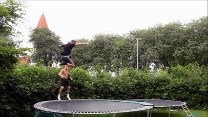 BIG TRAMPOLINE FAIL!