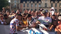 La chasse aux autographes au Critérium de Lisieux