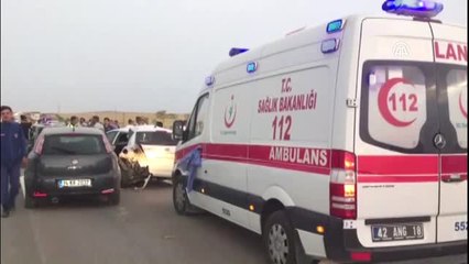 Kum Fırtınası İki Zincirleme Kazaya Yol Açtı: 17 Yaralı