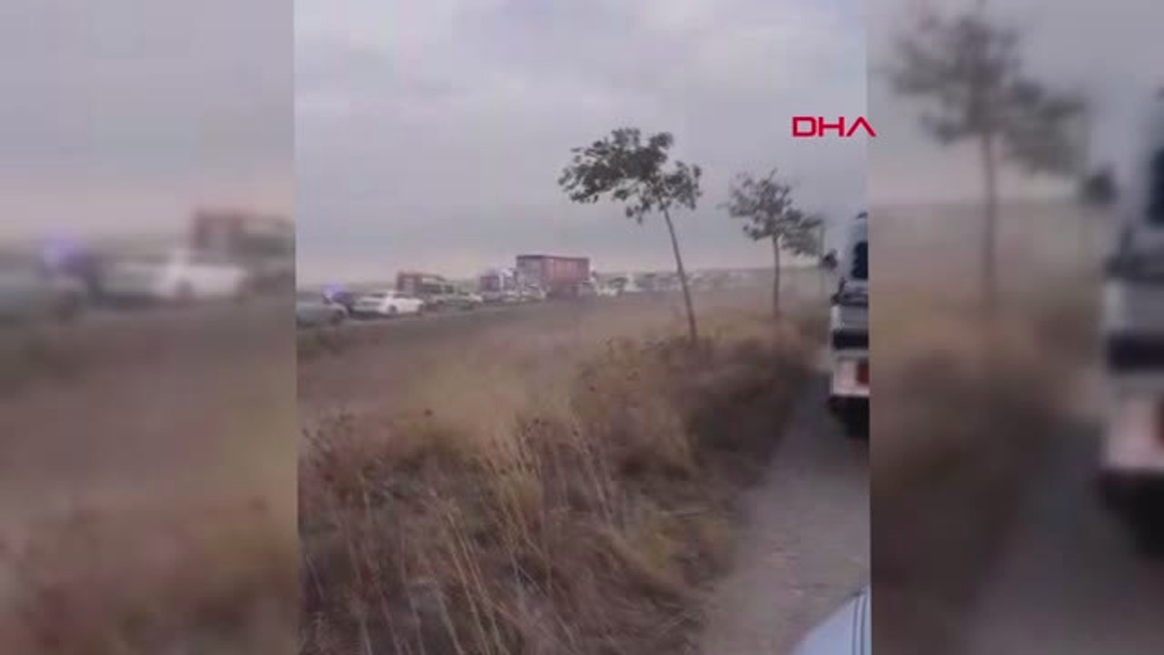 Konya-Ankara Karayolunda Kum Fırtınası Zincirleme Trafik Kazasına Neden Oldu