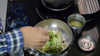 Lauki Paratha Recipe in Hindi - बनाइए स्वाद और सेहत से भरपूर लौकी का पराठा