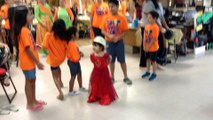 niños y niñas bailando en willow creek de eagle pass tx 31 de julio de 2018