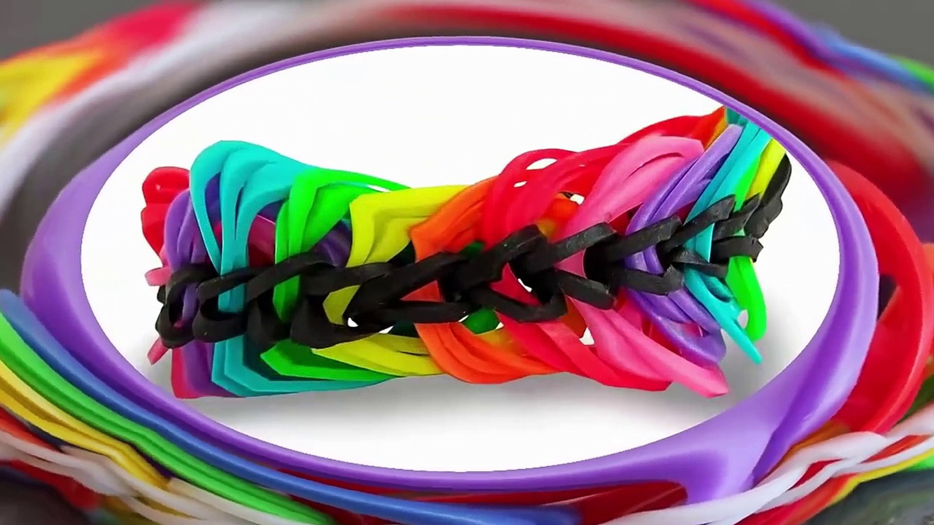 TUTO bracelet élastique rainbow loom triple chaine sans machine - video  Dailymotion