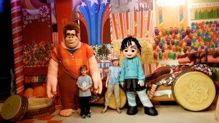 Kids Meet LOTS of Disney Charers WALT DISNEY WORLD new