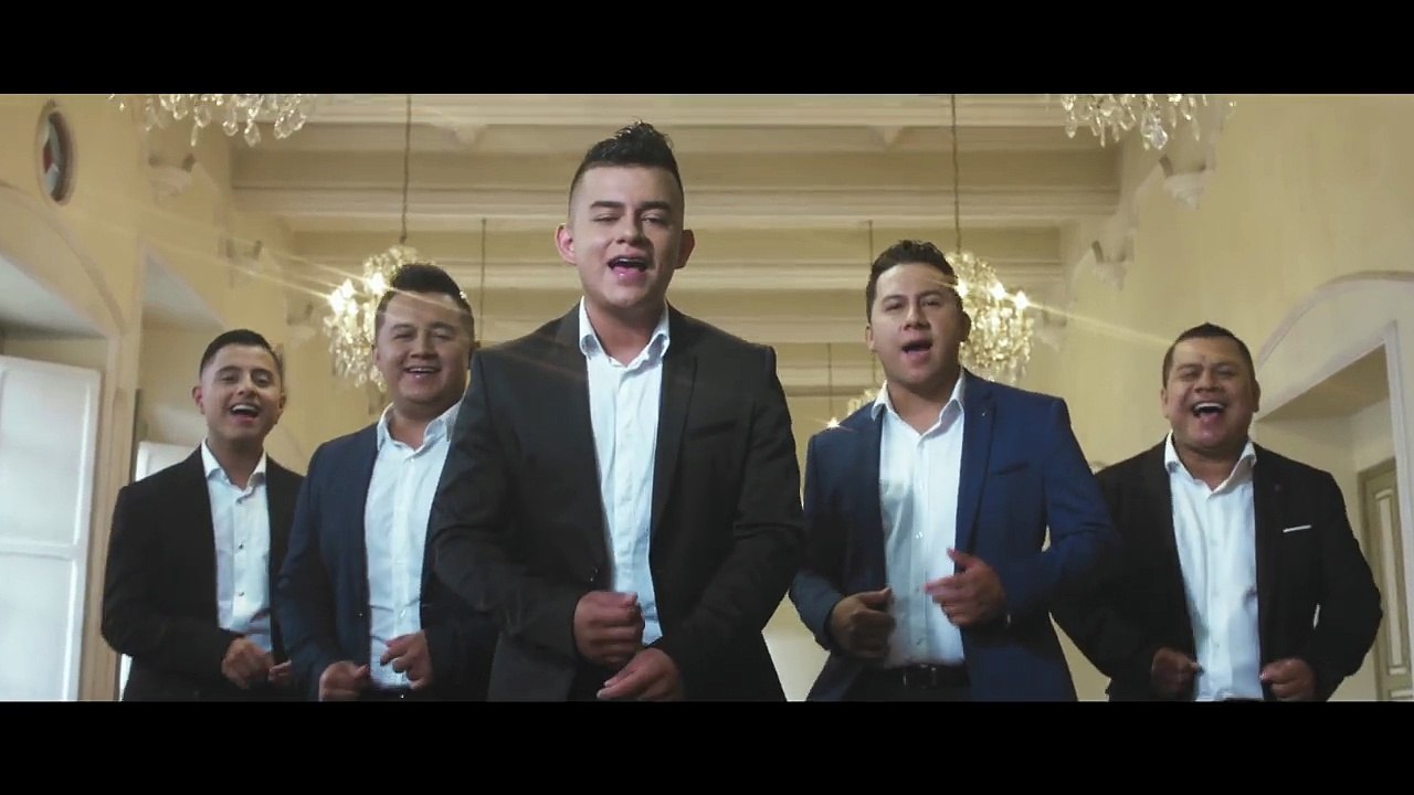 A Escondidas - Los Hermanos Medina
