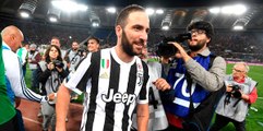 Gonzalo Higuain Milan'a İmza Atıyor!