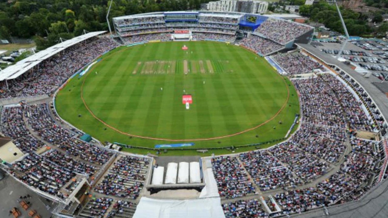 India vs England : Cricket Fans Shows No Intrest On the Match