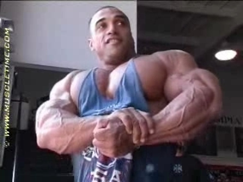 Body building Dennis James Mr Olimpia 2003