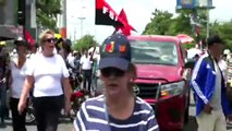 #Live Miles exigen Justicia en una marcha que se dirige desde la UNAN- Managua hacia la rotonda Hugo Chávez