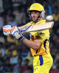 ധോണി വിമര്‍ശകർക്കെതിരെ ആഞ്ഞടിച്ച് ഹസി | Oneindia Malayalam