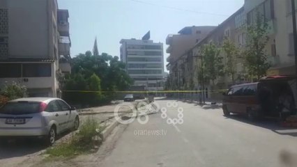 Ora News - Vlorë, dyshime për eksploziv në një makinë pranë Drejtorisë së Policisë