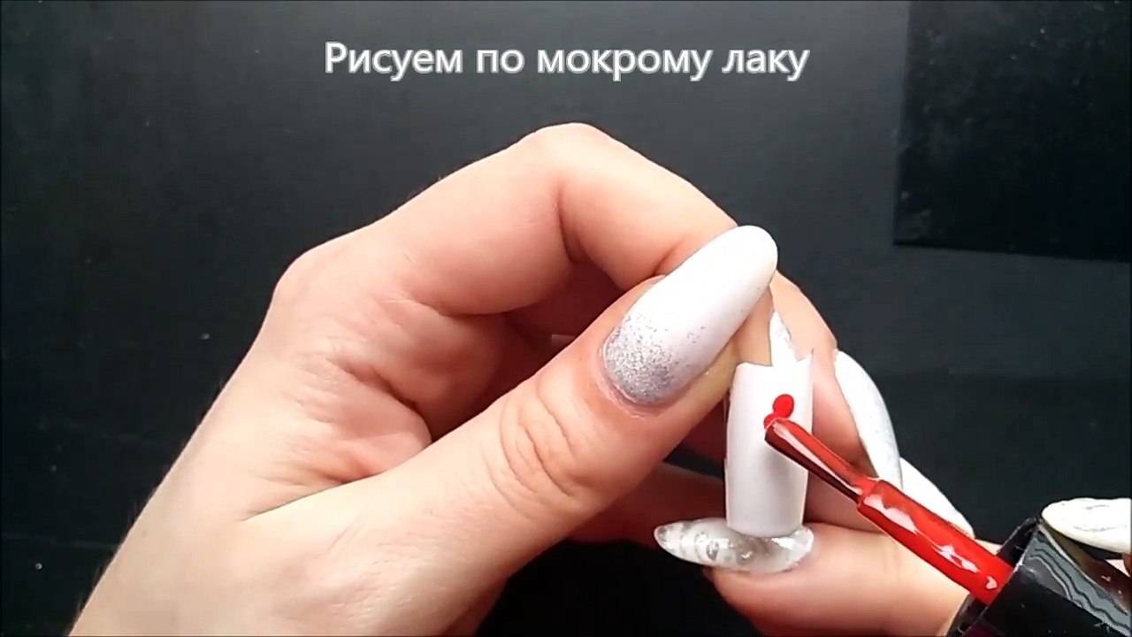 Простой рисунок на ногтях лаком. Дизайн к 14 Февраля. Сердечки