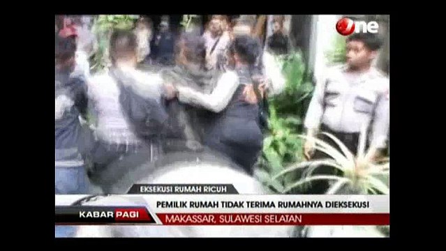 Pemilik Halangi Petugas, Eksekusi Rumah Berakhir Ricuh