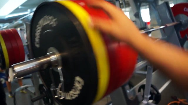 Viking squat challenge - record 210kg