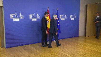 Juncker apoya a Sánchez pero avisa que los fondos para migración son limitados