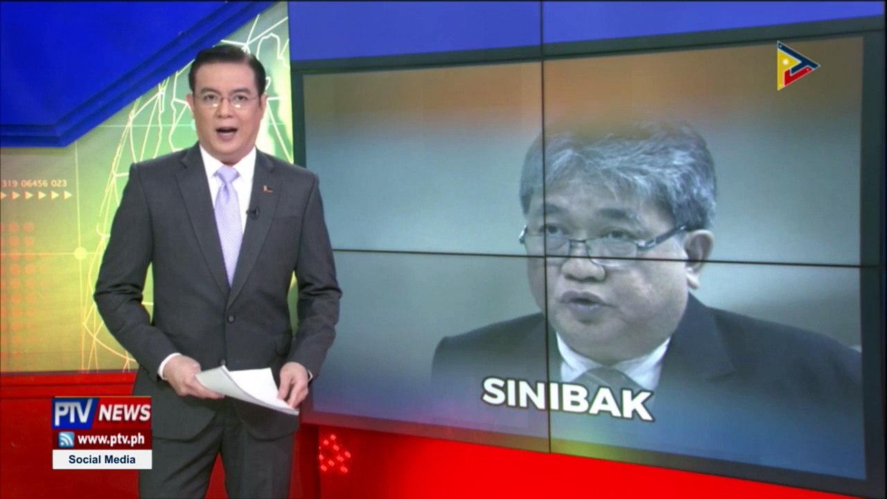 Overall Deputy Ombudsman Arthur Carandang, sini...