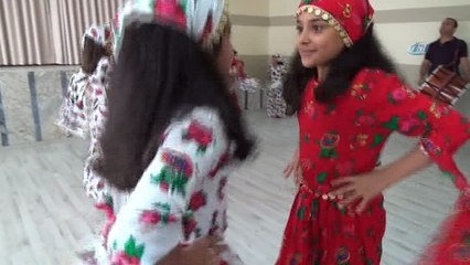 - Halk oyunlarında başarılı olan miniklere sertifikaları verildi