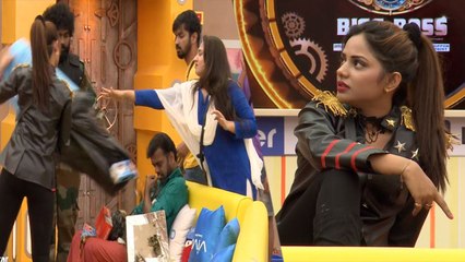 பிக் பாஸை குப்பை நிகழ்ச்சியாக மாற்றிய ஐஸ்வர்யா தத்தா- வீடியோ