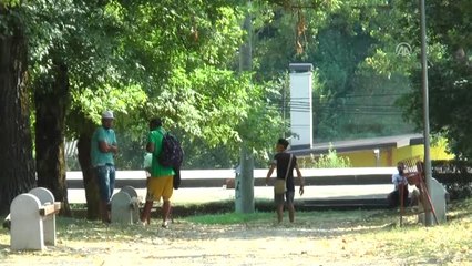 Bosna Hersek'teki Göçmenler AB Hayalinden Vazgeçmiyor - Velika