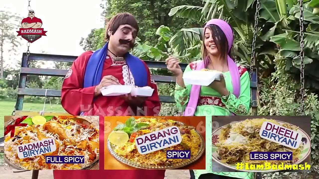FATHER OF PAKISTANI ADS IS BACK (AXCUSE ME AAP BHI) !!