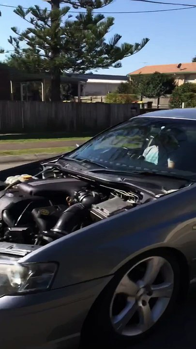 Police Catch Hoon in the Act