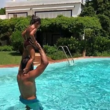 Filha de Carolina Patrocínio treina para o melhor mergulho acrobático