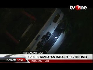 Truk Bermuatan Batako Terguling Tewaskan 2 Orang