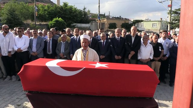 Eski milletvekili Göksel, Niğde'de toprağa verildi - NİĞDE