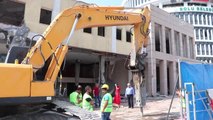 Bolu'da Eski Belediye Binasının Yıkımına Başlandı