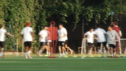 Beşiktaş, B36 Torshavn maçı hazırlıklarını tamamladı