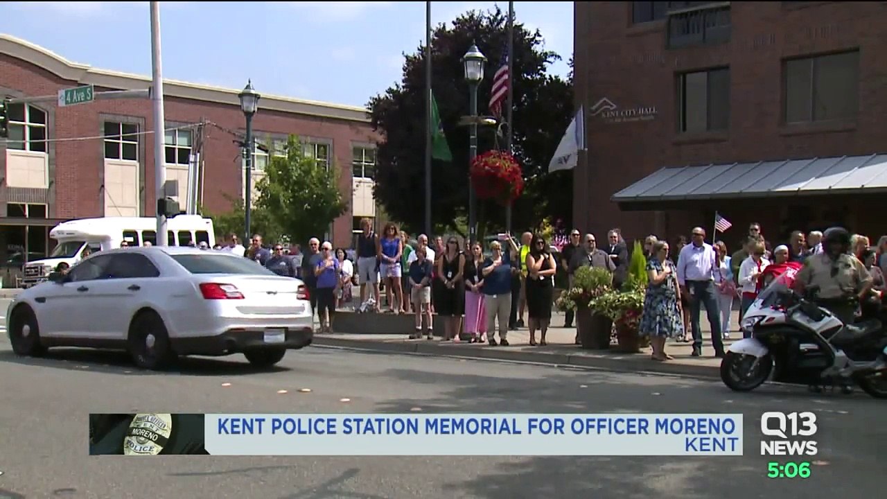 Community Lines Streets to Pay Last Respects to Fallen Washington State Officer