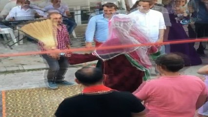 Düğün gelenekleri damadı canından bezdirdi