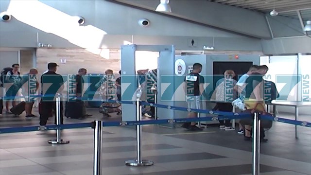 FLUKS NE PORTIN E DURRESIT NGA EMIGRANTET - News, Lajme - Kanali 7