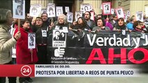 Familiares de detenidos desaparecidos protestan tras liberación a reos condenados por lesa humanidad