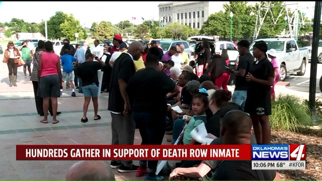 Supporters Rally at Oklahoma State Capitol for New Trial for Man Convicted in Murder